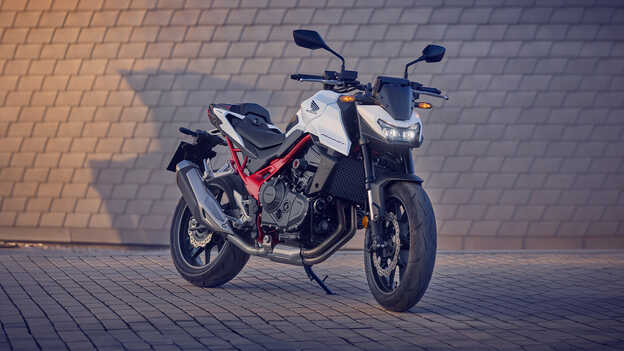 Honda CB750 Hornet High Performance Street Motorcycle