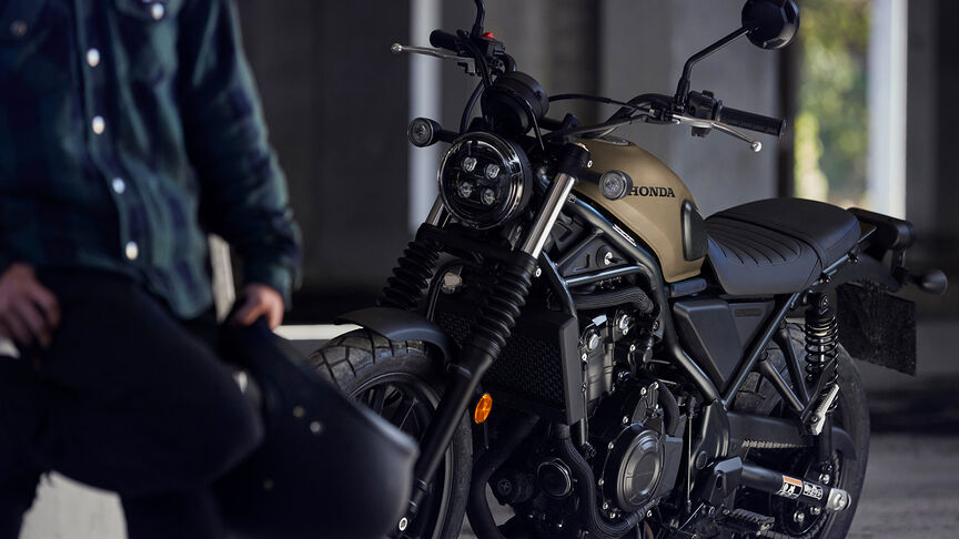 Honda CL500 static front ¾ on location.