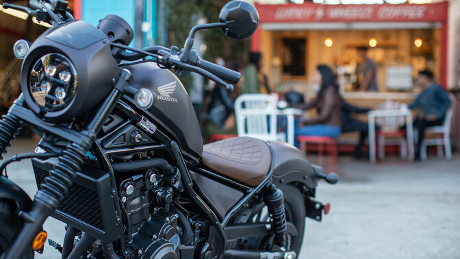 CMX500 Rebel front 3/4 of bike