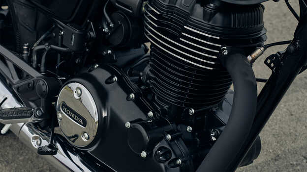 GB350S single cylinder engine close-up