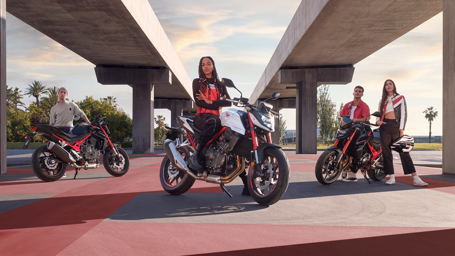 Honda CB750 Hornet static in three colour options 