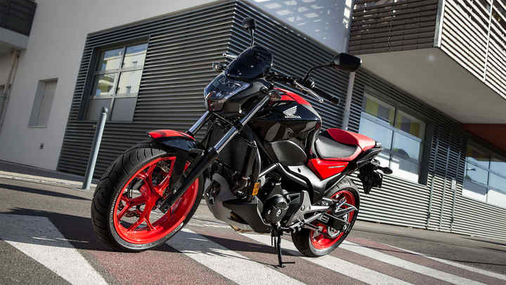Nc750s High Performance 750cc Street Bike Honda Uk