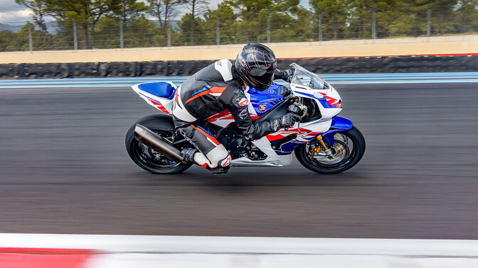 Honda Fireblade on the track