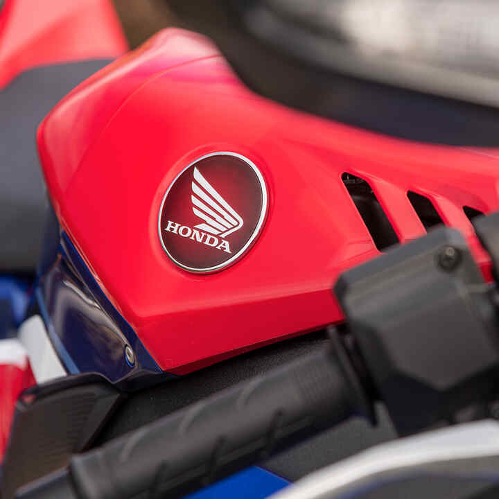 Honda CBR1000RR-R wings logo on fuel tank