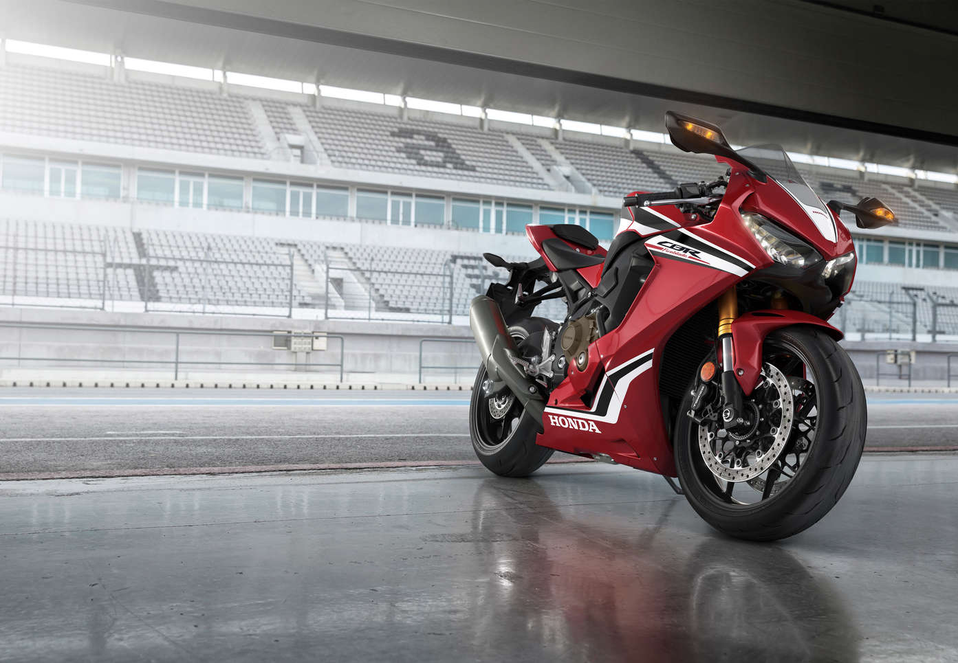 Overview Cbr1000rr Fireblade Super Sport Range Motorcycles