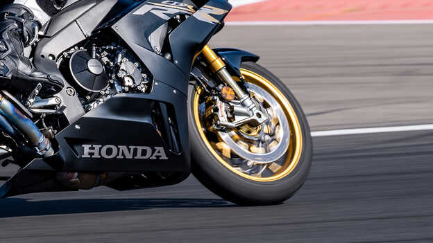 Honda CBR1000RR-R Fireblade SP with Brembo Brakes