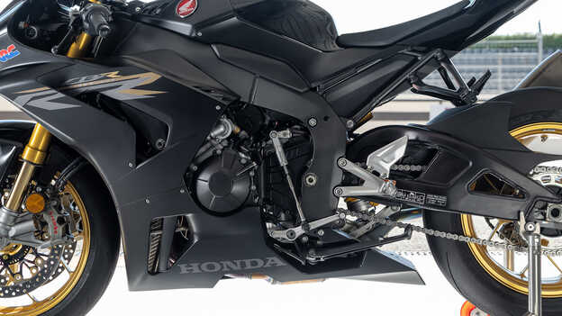 Honda CBR1000RR-R Fireblade SP with Faster Quick Shifter