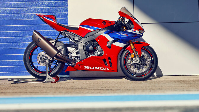 CBR1000rr-rr Fireblade static side facing image.
