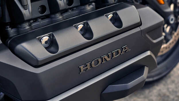 Honda GL1800 Gold Wing, 1,833cc, 24V SOHC flat six-cylinder engine