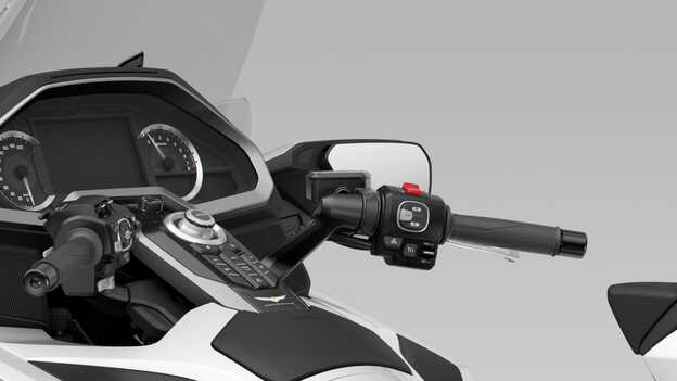 Honda goldwing deals cockpit