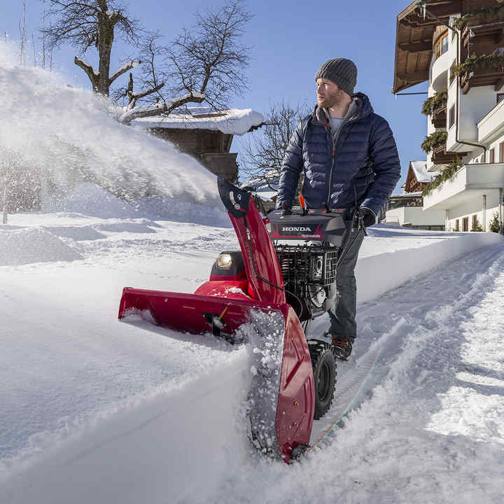 Snow Throwers, Industry Leading Snow Throwers