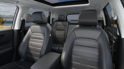 Black Leather upholstery (sides/headrest are synthethic leather)