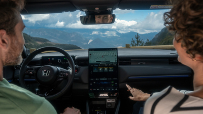 Honda CONNECT with 15.1" infotainment system