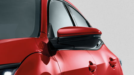 Electrically adjustable and heated door mirrors
