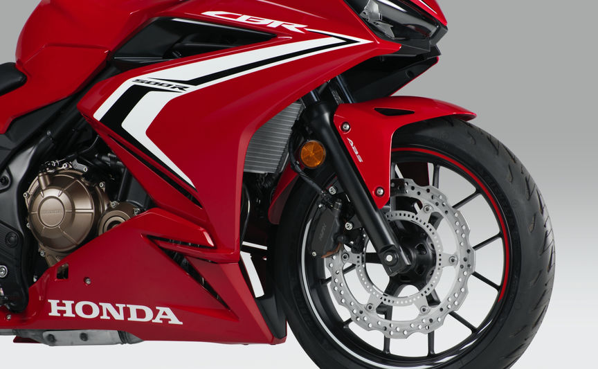 CBR500R Accessories | Adventure Motorcycle | Honda UK