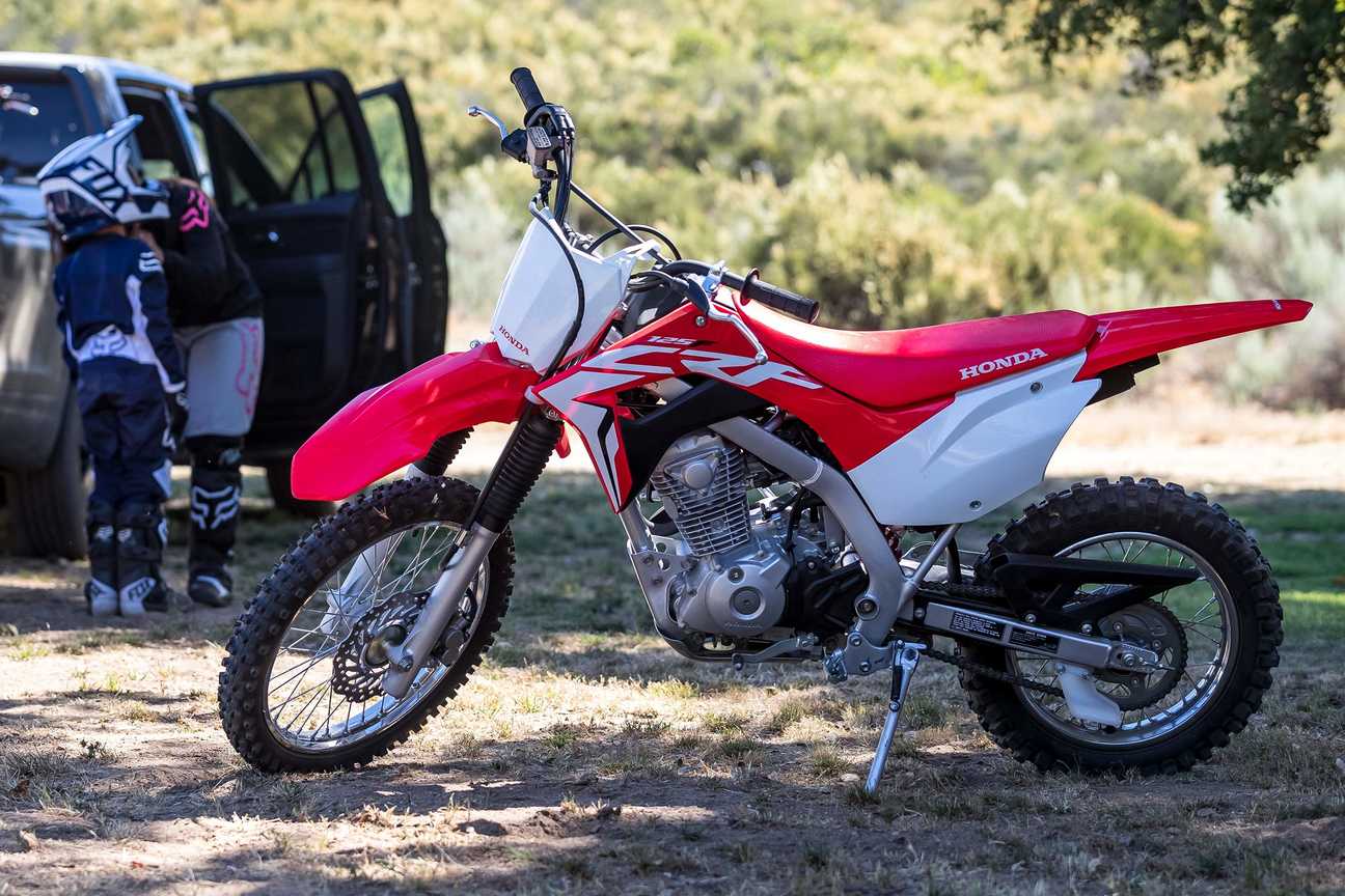 CRF125F Off Road Motorbike for Young Riders Honda UK