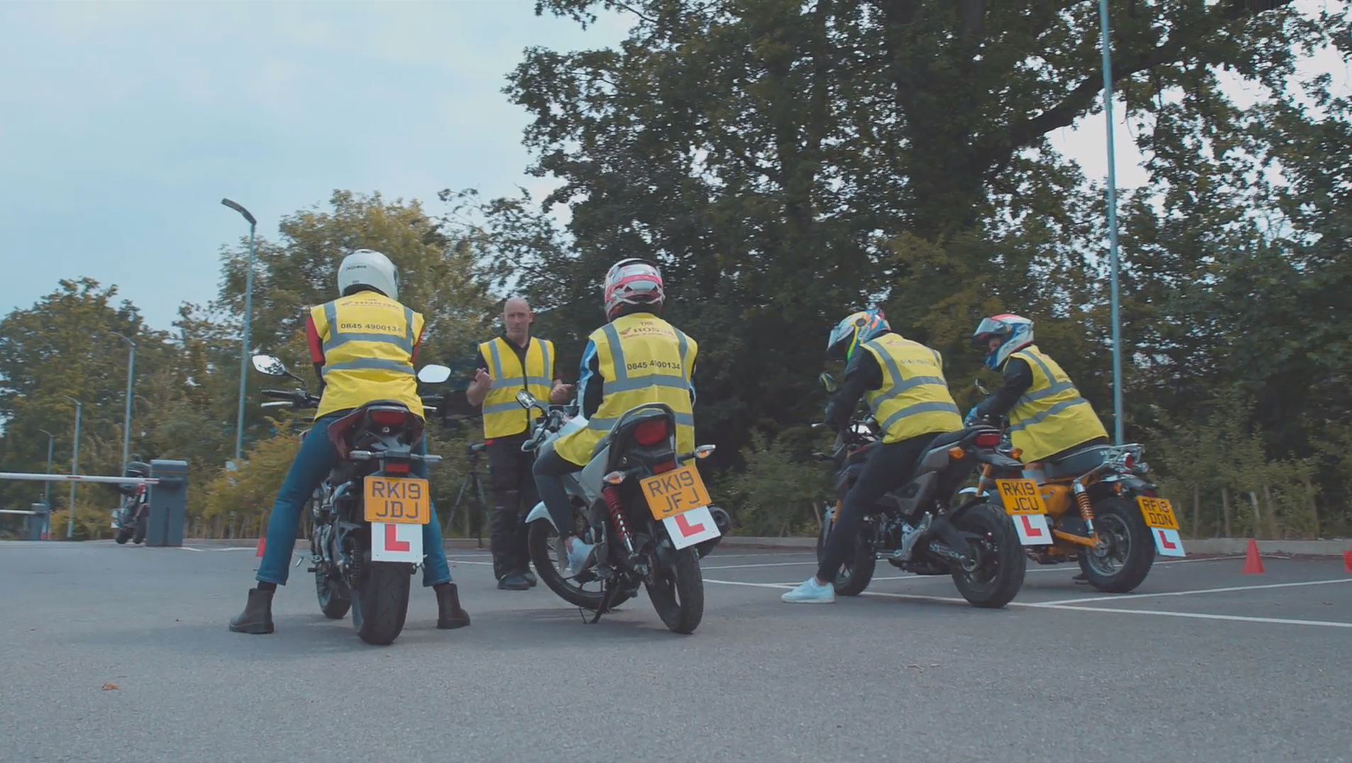 motorbike stand halfords