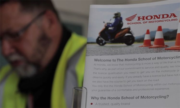 honda school of motorcyling leaflet