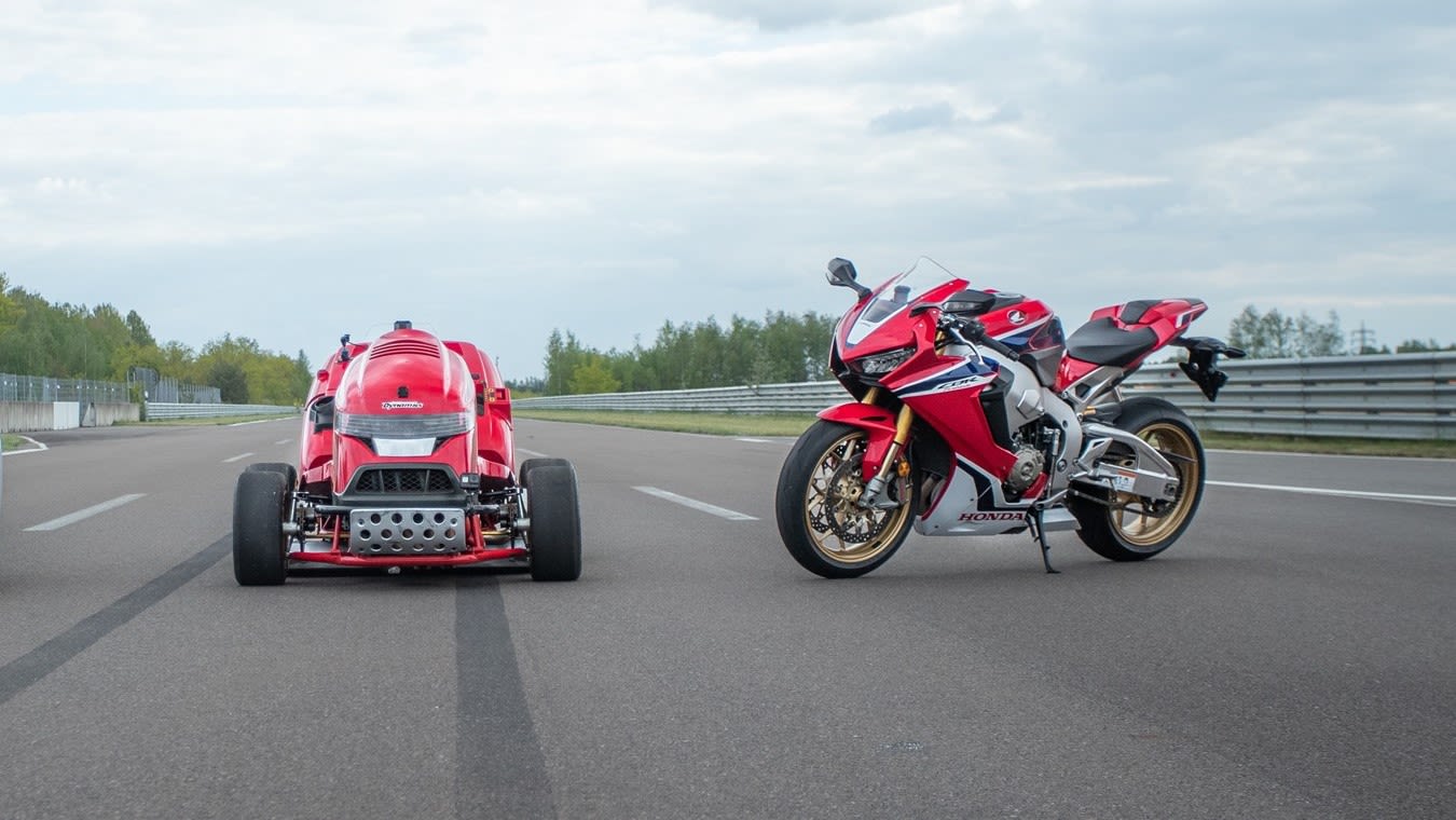 Fireblade CBR1000RR SP honda engine room