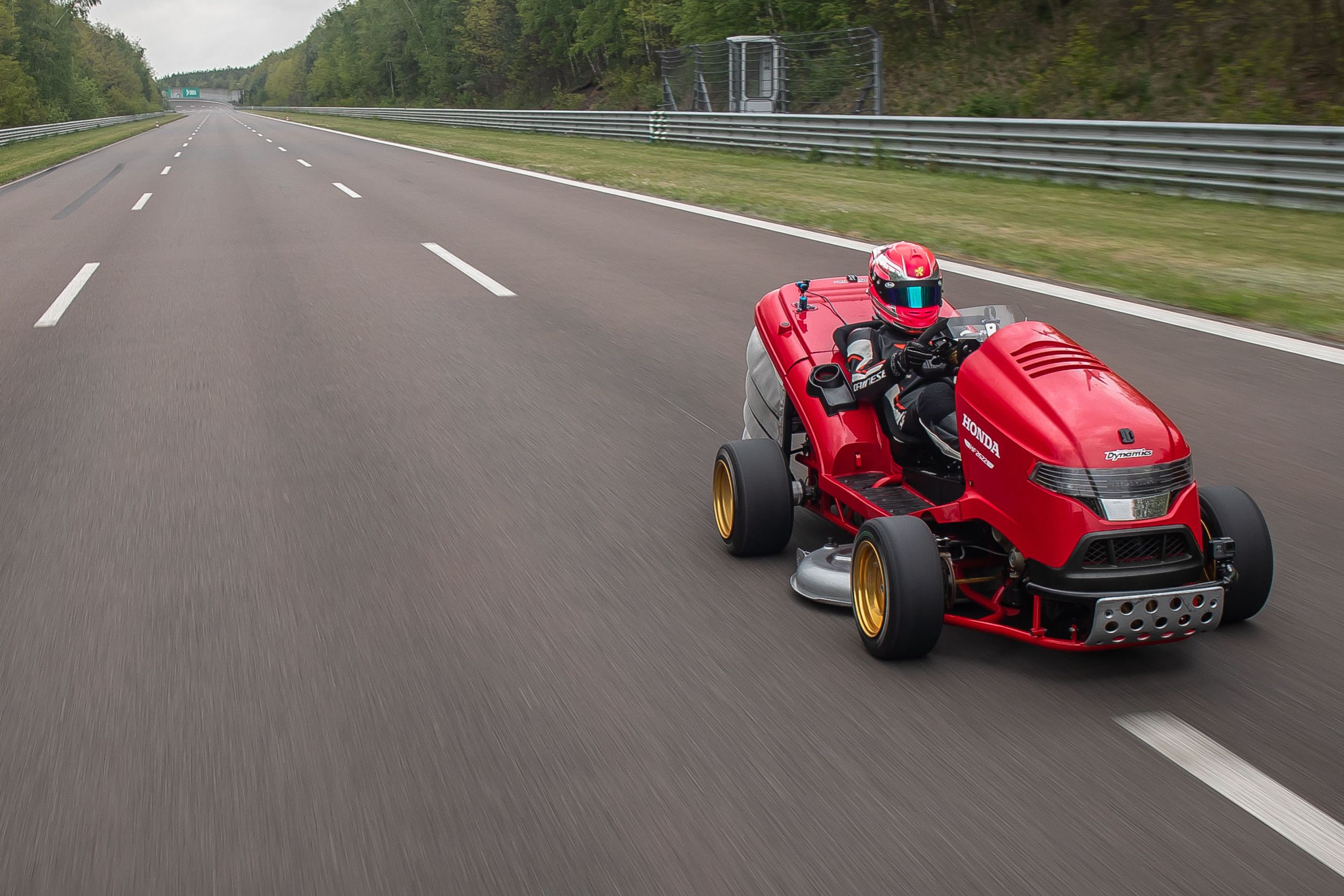 jess hawkins mean mower world record attempt honda engine room