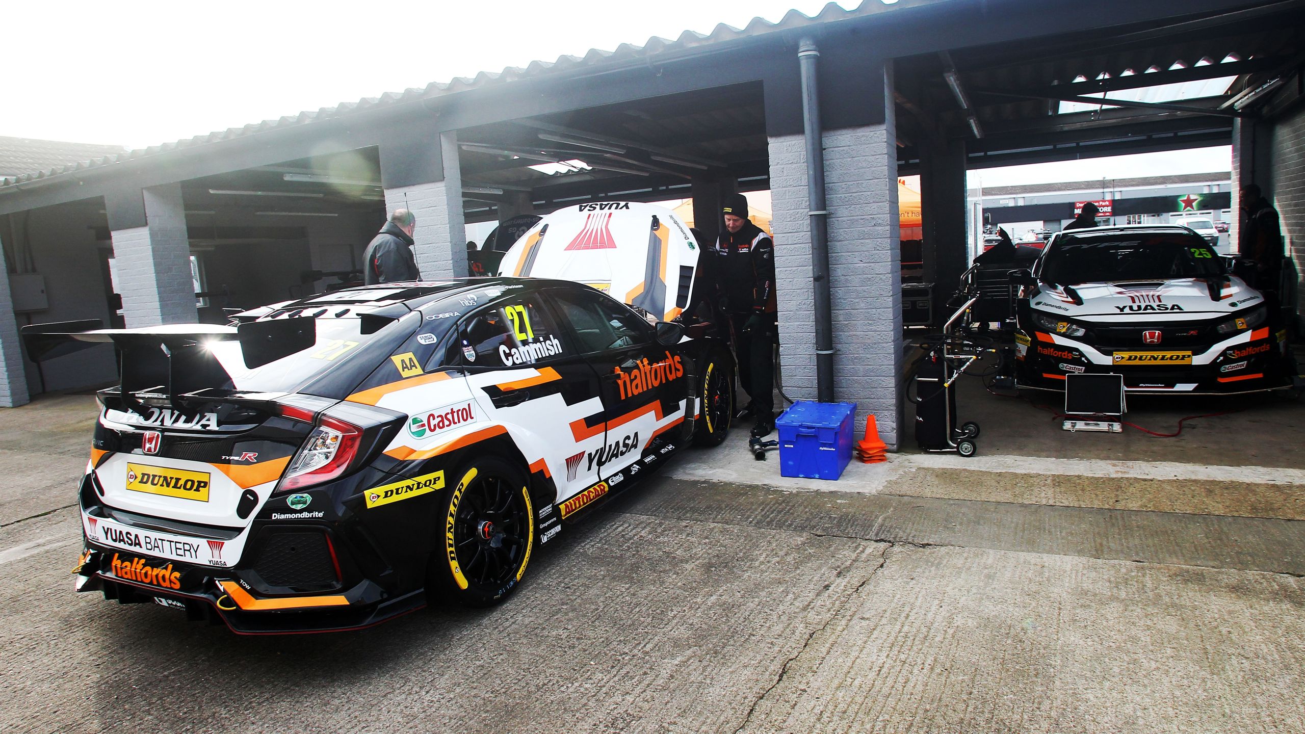 New Dynamics Honda Civic Type R for 2018 BTCC makes test debut