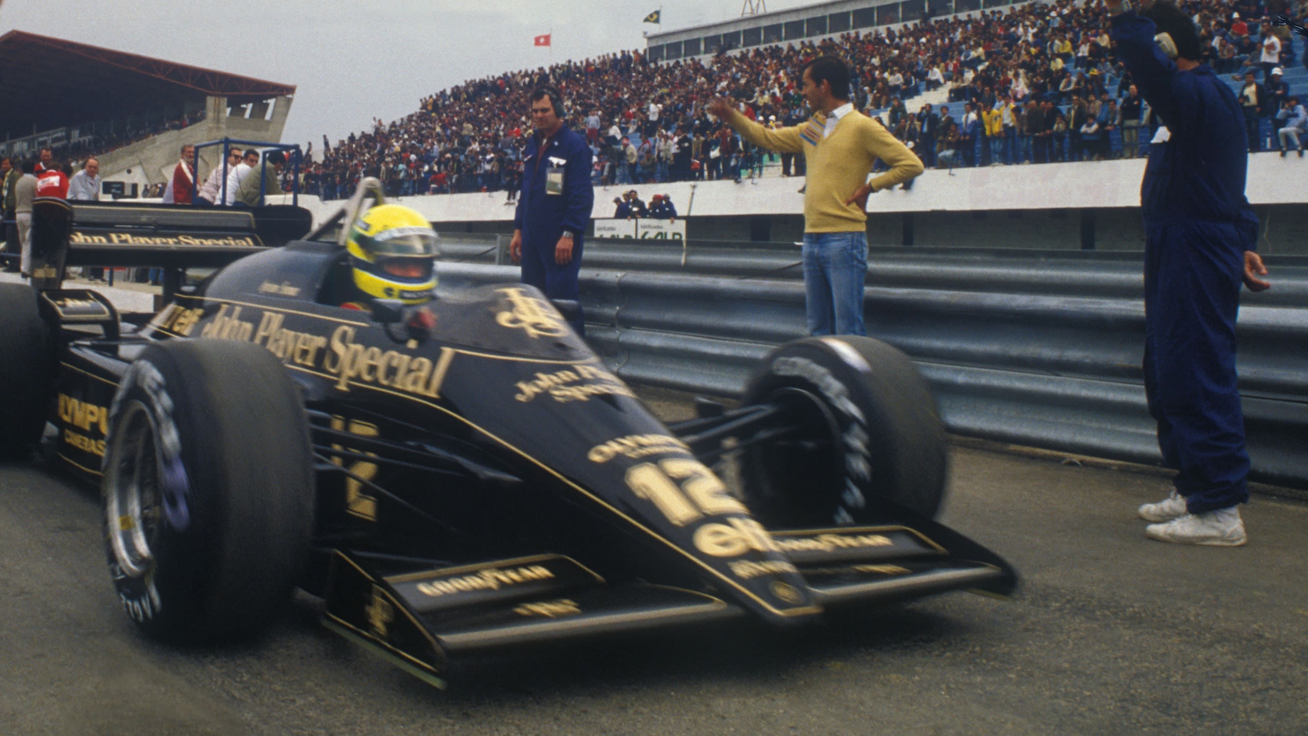 aryton senna lotus formula 1 honda engine room